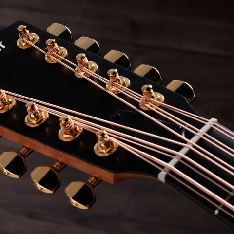 260ce-K DLX Bajo Quinto